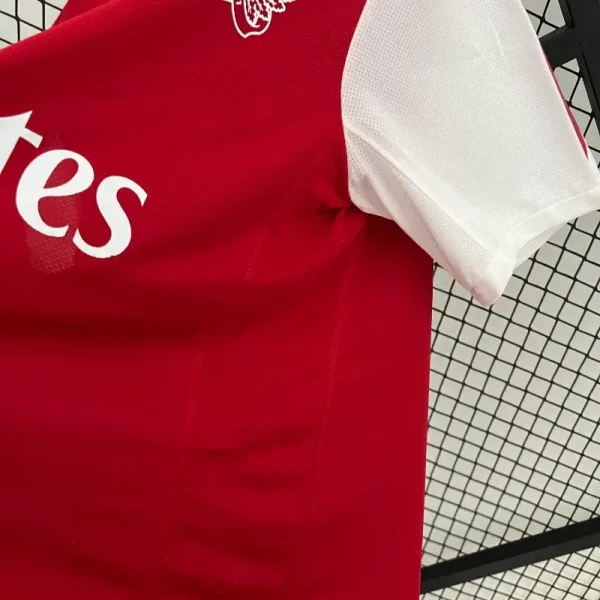 2011-2012 Arsenal 125th Anniversary Jersey retro kit - Image 5