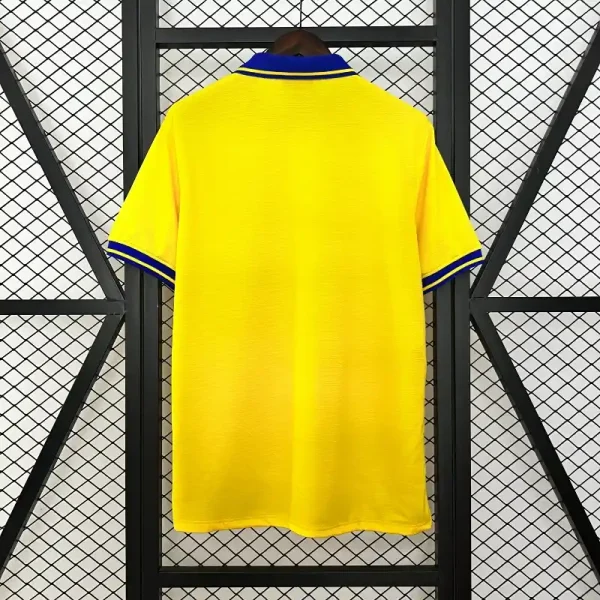 2013-2014 Arsenal Jersey retro kit - Image 10