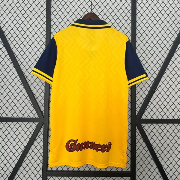 1996-1997 Arsenal Jersey retro kit - Image 8