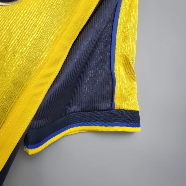 1999-2000 Arsenal Away Retro Kit - Image 5