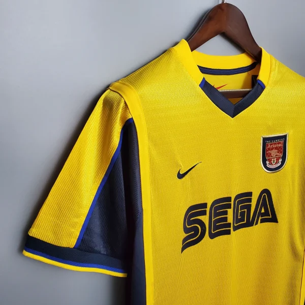 1999-2000 Arsenal Away Retro Kit - Image 7