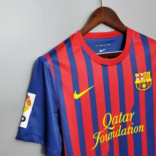 2011-2012 Barcelona Jersey retro kit - Image 6