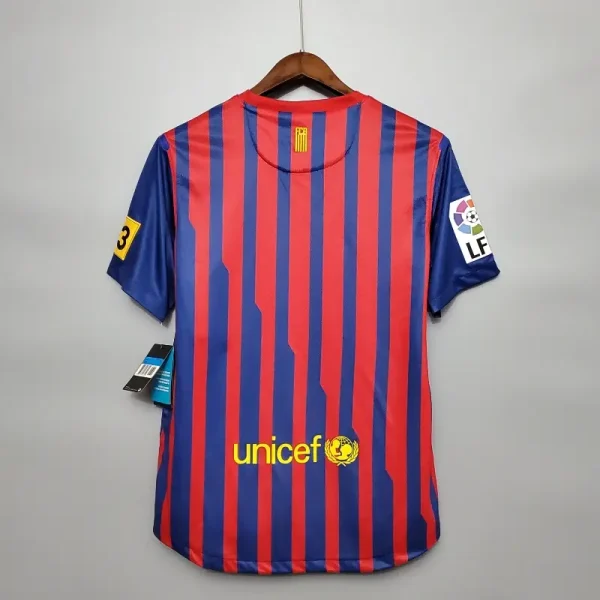2011-2012 Barcelona Jersey retro kit - Image 10