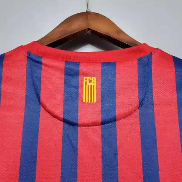 2011-2012 Barcelona Jersey retro kit - Image 9
