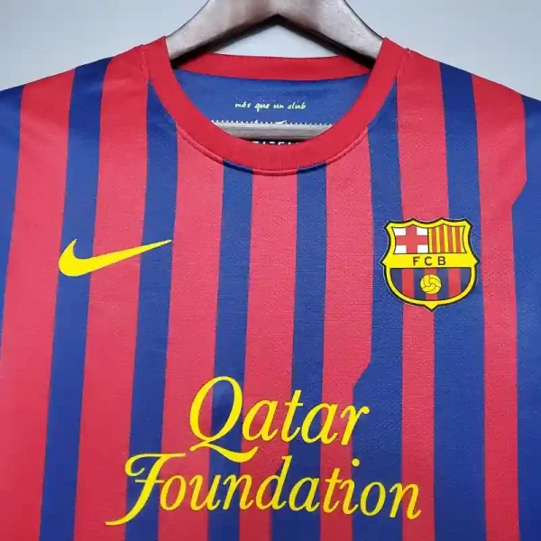 2011-2012 Barcelona Jersey retro kit - Image 5
