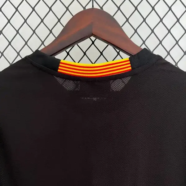 2013-2014 Barcelona Second retro kit - Image 7