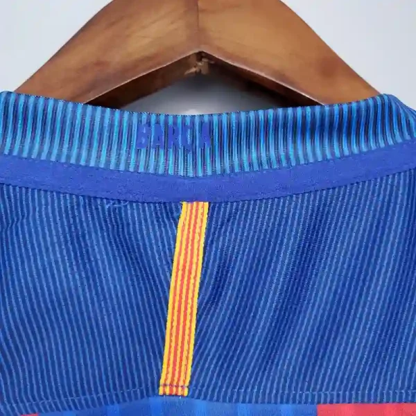 2016-2017 Barcelona Jersey retro kit - Image 3