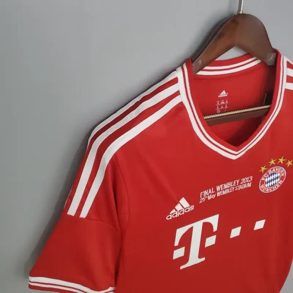 2013-2014 Bayern Munich League retro kit - Image 2