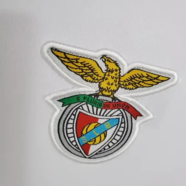 2004-2005 Benfica Jersey retro kit - Image 2