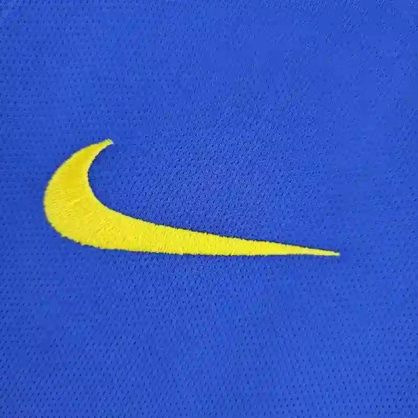 2011-2012 Boca Juniors Jersey retro kit - Image 4