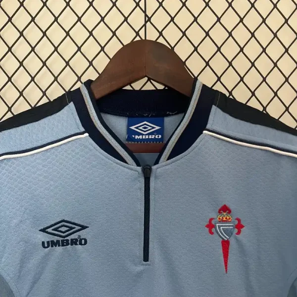 1999-2000 Celta Jersey retro kit - Image 4