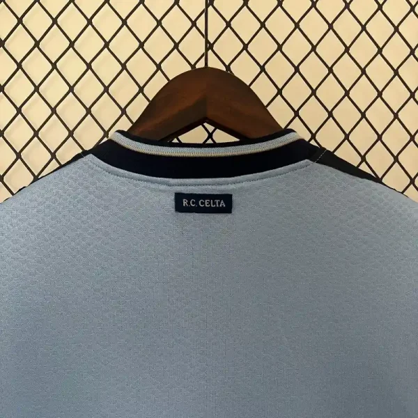 1999-2000 Celta Jersey retro kit - Image 7