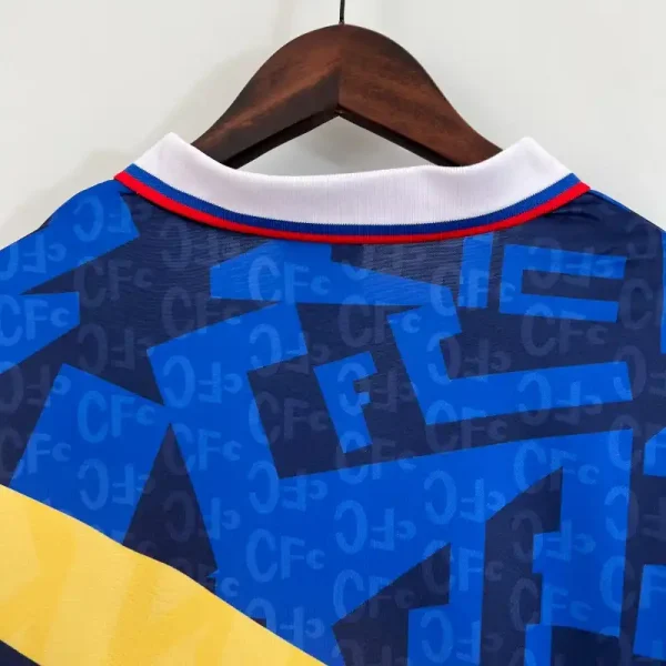 1990-1991 Chelsea Jersey retro kit - Image 6