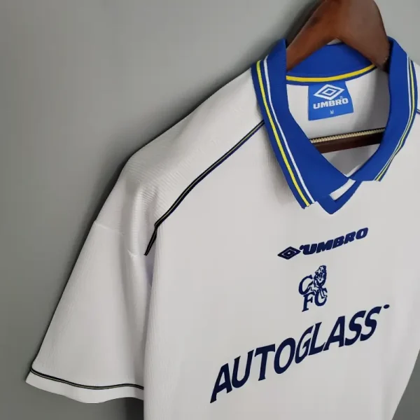 1998-2000 Chelsea Jersey retro kit - Image 4