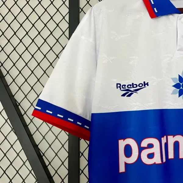 Deportivo Universidad Católica Jersey retro kit - Image 5