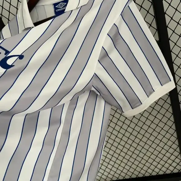 1988-1990 Everton Jersey retro kit - Image 6