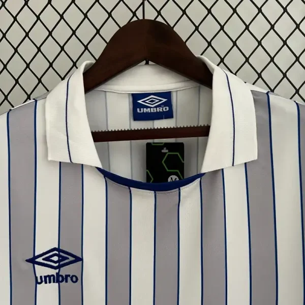 1988-1990 Everton Jersey retro kit - Image 3