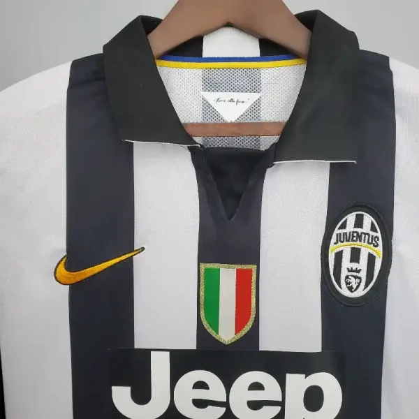 2014-2015 Juventus Jersey retro kit - Image 6