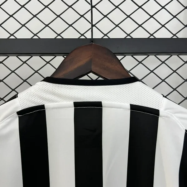 2003-2004 Juventus Jersey retro kit - Image 7
