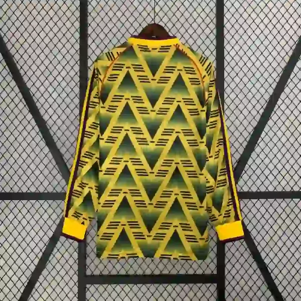 1991-1993 Arsenal Long Sleeve Jersey retro kit - Image 8