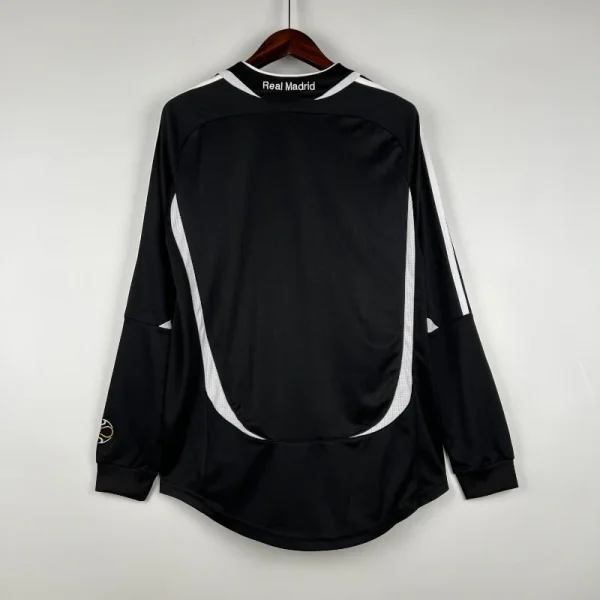 2006-2007 Long Sleeve Real Madrid Third retro kit - Image 8