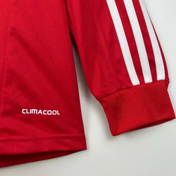 2011-2012 Long Sleeve Real Madrid Third retro kit - Image 5