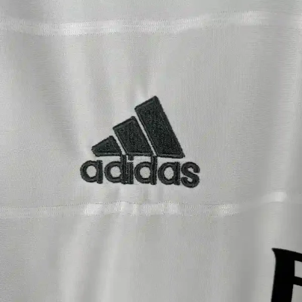 2013-2014 Long Sleeve Real Madrid Jersey retro kit - Image 3