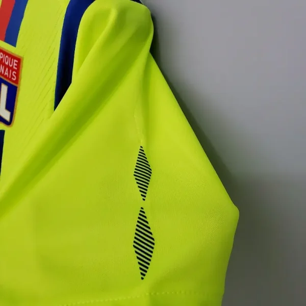 2008-2009 Lyon Jersey retro kit - Image 4