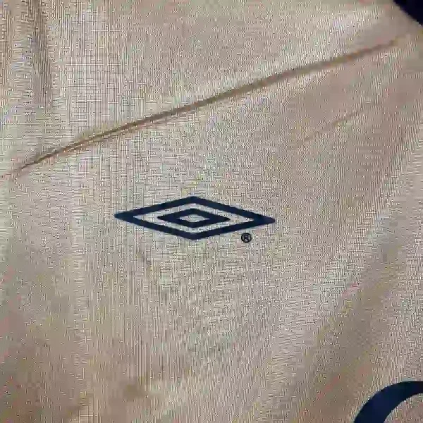 2001-2002 Manchester United 100th Anniversary Edition Soccer retro kit - Image 3
