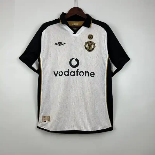 2001-2002 Manchester United 100th Anniversary Edition Soccer retro kit - Image 15