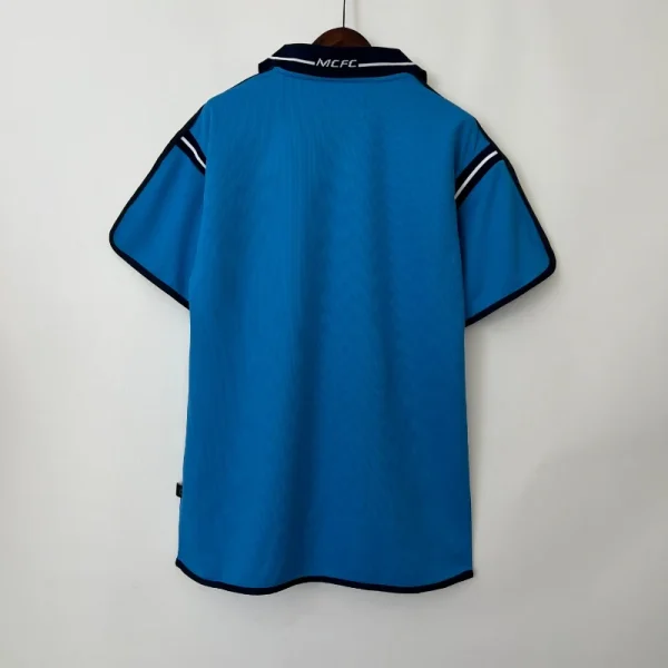 2001-2002 Manchester City Jersey retro kit - Image 7