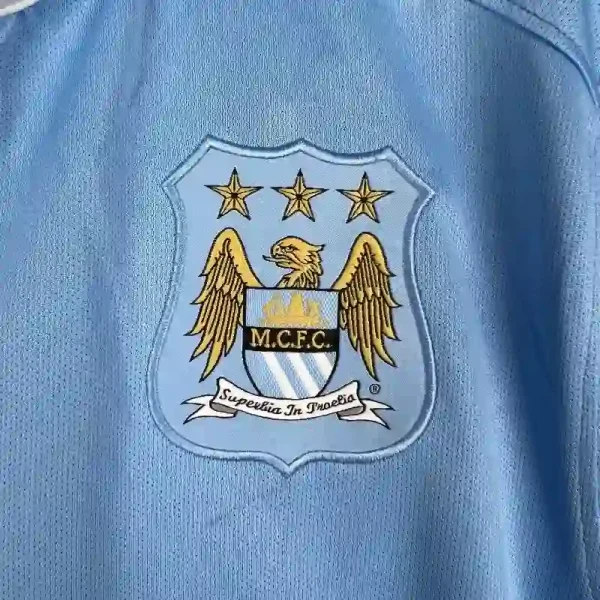 2015-2016 Manchester City Jersey retro kit - Image 3