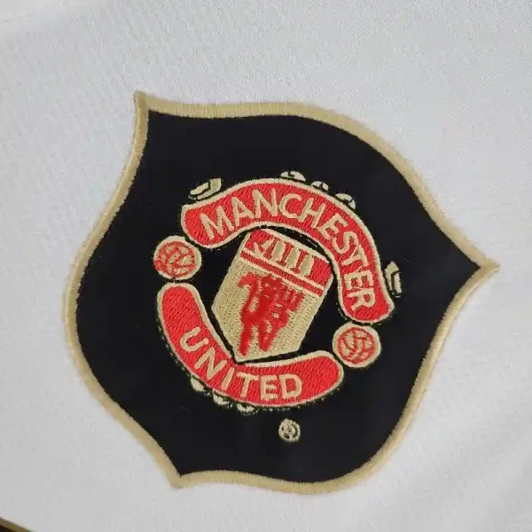 2006-2007 Manchester United Jersey retro kit - Image 7
