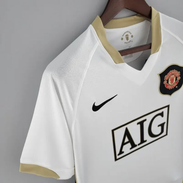 2006-2007 Manchester United Jersey retro kit - Image 2