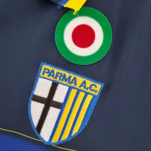 1999-2000 Parma Jersey retro kit - Image 5