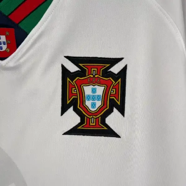 1996-1997 Portugal Jersey retro kit - Image 3