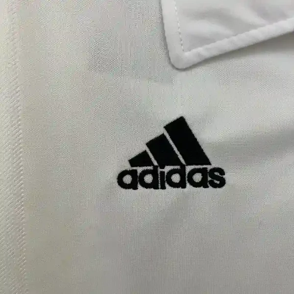2002-2003 Real Madrid Jersey retro kit - Image 2
