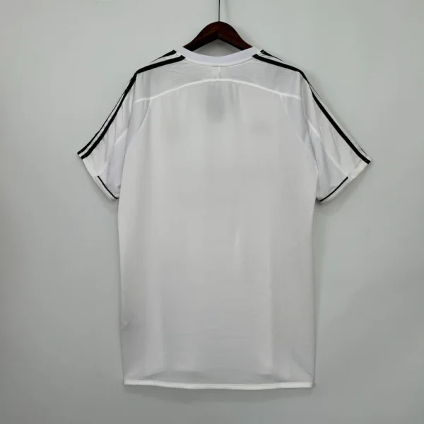 2003-2004 Real Madrid Jersey retro kit - Image 9