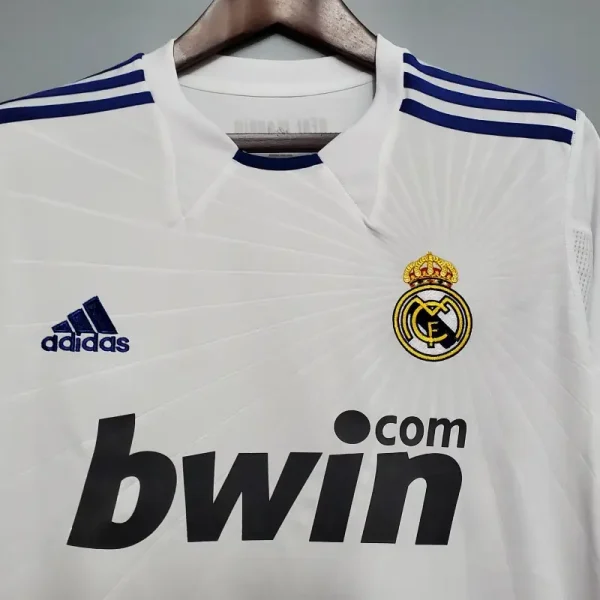 2010-2011 Real Madrid Long Sleeve Jersey retro kit - Image 4