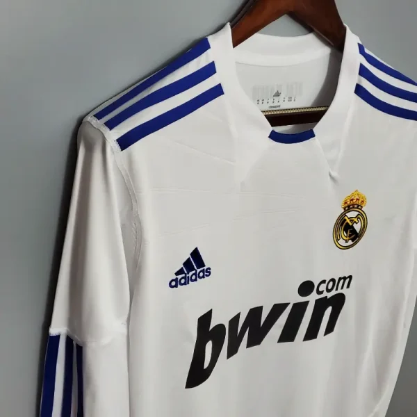 2010-2011 Real Madrid Long Sleeve Jersey retro kit - Image 5