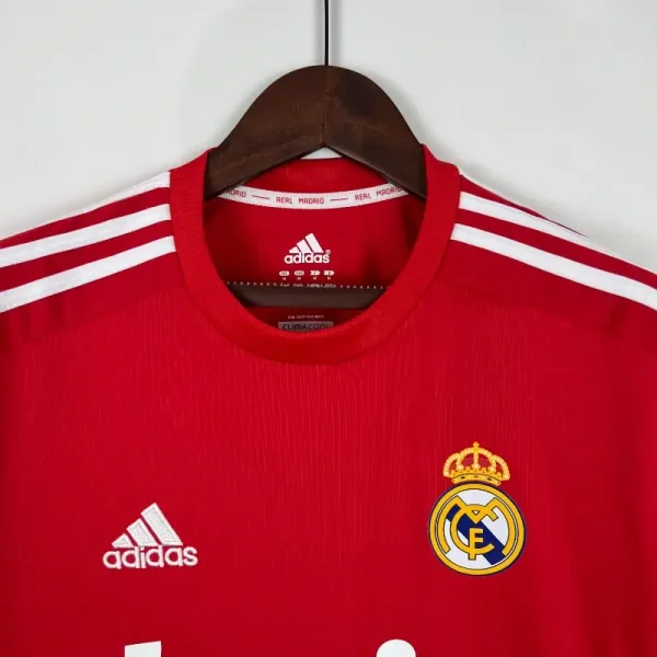 2011-2012 Real Madrid Third retro kit - Image 8