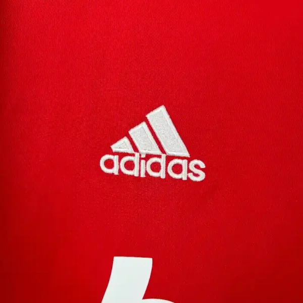 2011-2012 Real Madrid Third retro kit - Image 3