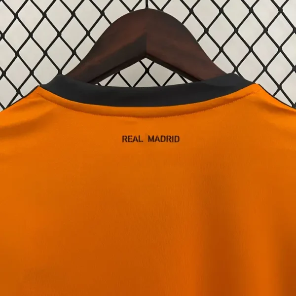2013-2014 Real Madrid Second retro kit - Image 7