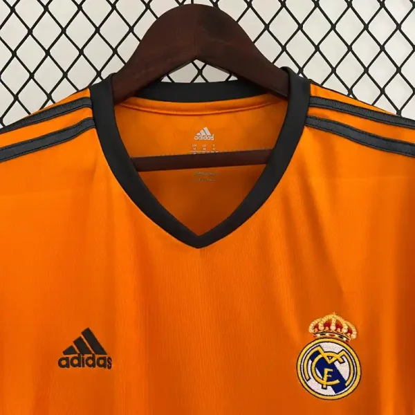 2013-2014 Real Madrid Second retro kit - Image 4