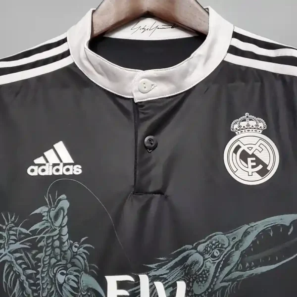 2014-2015 Real Madrid Third retro kit - Image 5
