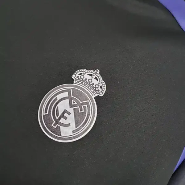 2016-2017 Real Madrid Long Sleeve Second retro kit - Image 2