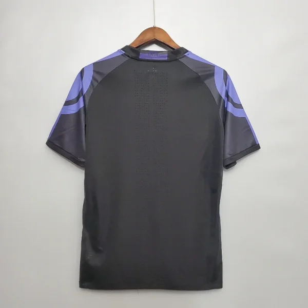 2016-2017 Real Madrid Second retro kit - Image 9