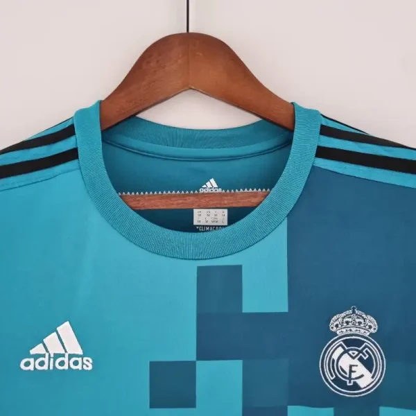 2017-2018 Real Madrid Third retro kit - Image 3