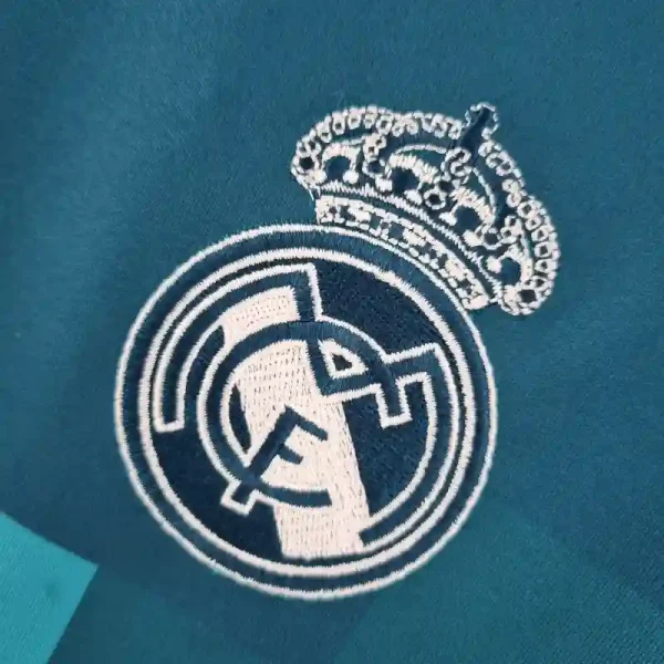 2017-2018 Real Madrid Third retro kit - Image 7