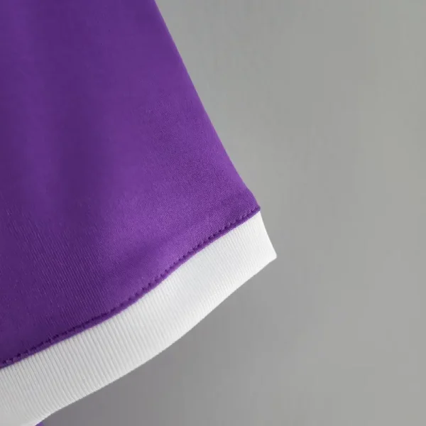2017-2018 Real Madrid Jersey retro kit - Image 7